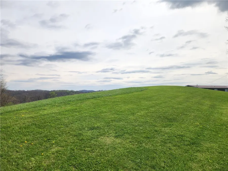 246 Haines Ridge Rd, Mount Morris, PA 15349 - #2