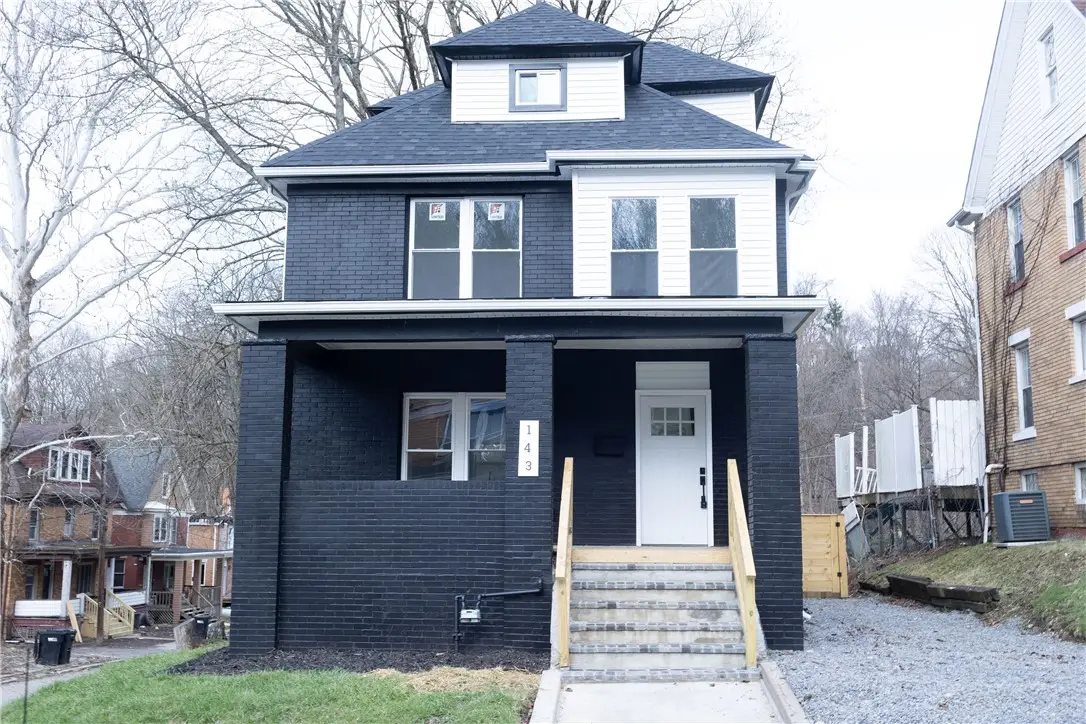 143 Orchard St, Aliquippa, PA 15001 - #1