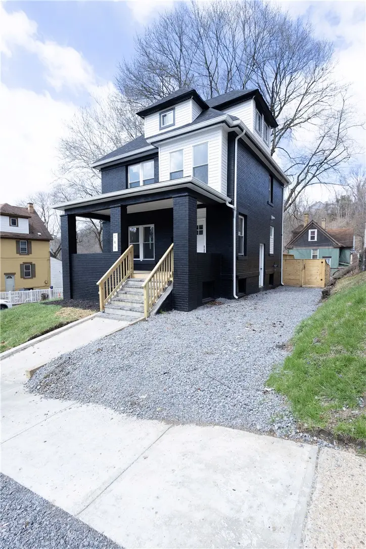 143 Orchard St, Aliquippa, PA 15001 - #2