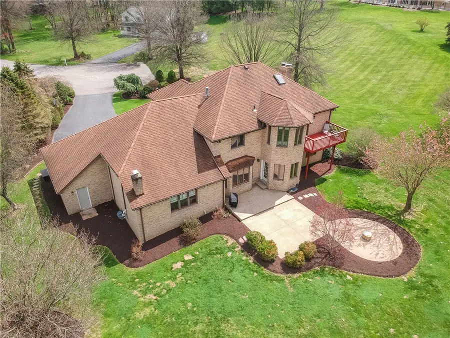 110 Larkspur Circle, Butler, PA 16002 - #3