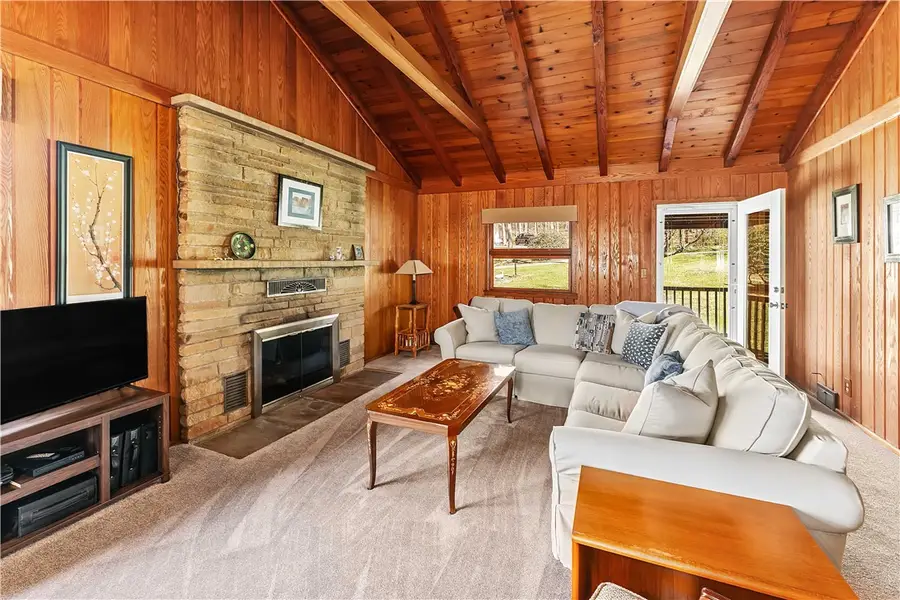 412 Jefferson Trl, Chalk Hill, PA 15421 - #3