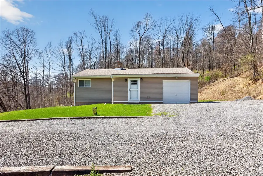 2523 Union Valley Rd, Wampum, PA 16157 - #2