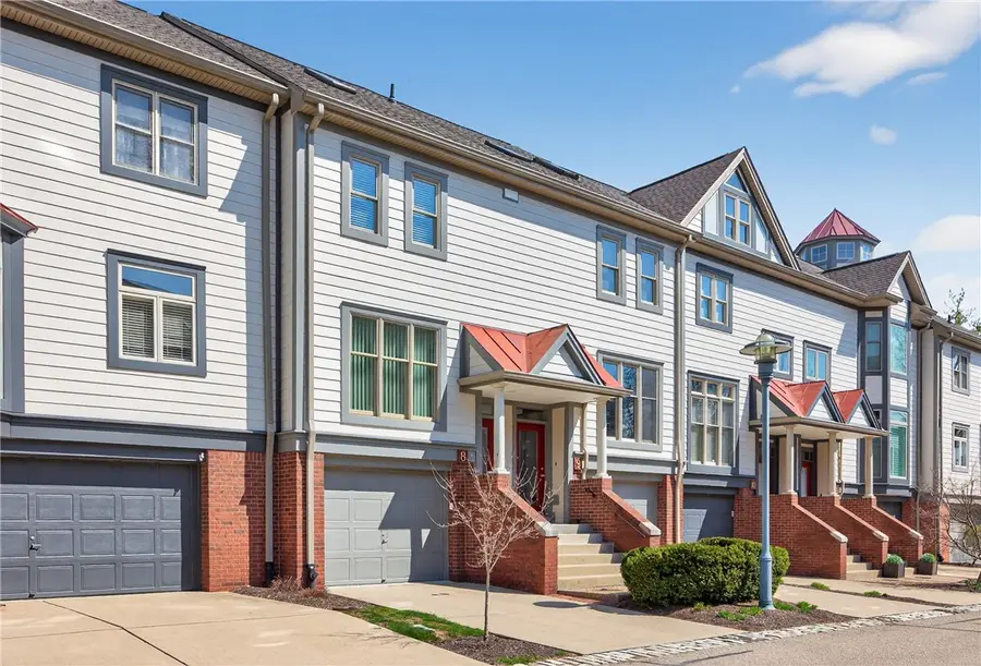 8 Waterside Pl, Pittsburgh, PA 15222 - #2