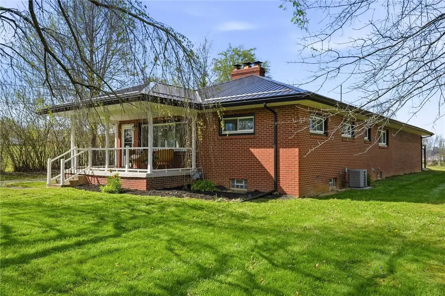 499 Harpers Ferry Rd, Beaver Falls, PA 15010 - #3