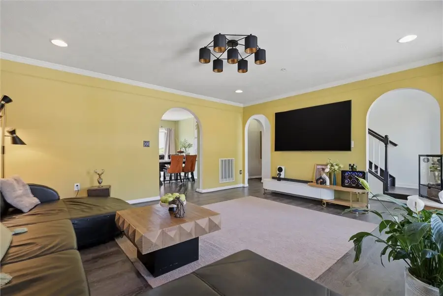 242 Grace Manor Dr, Coraopolis, PA 15108 - #3