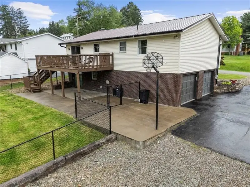 174 Hague Ln, Uniontown, PA 15401 - #3