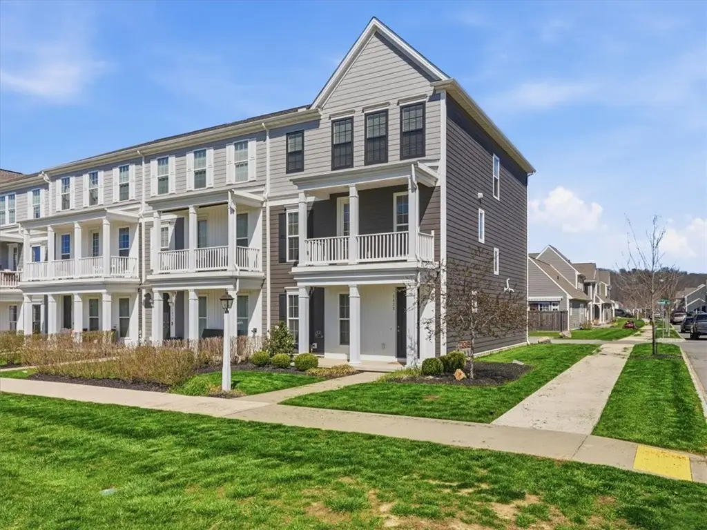 1638 Hastings Park Dr, Bridgeville, PA 15017 - #1