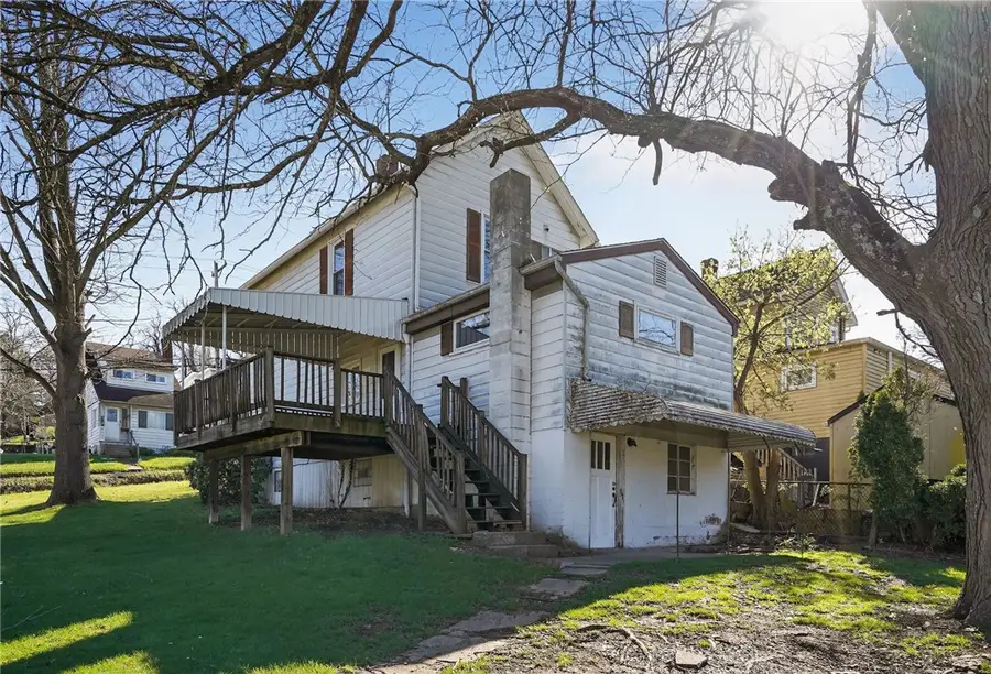 1063 Muldowney Ave, Pittsburgh, PA 15207 - #3