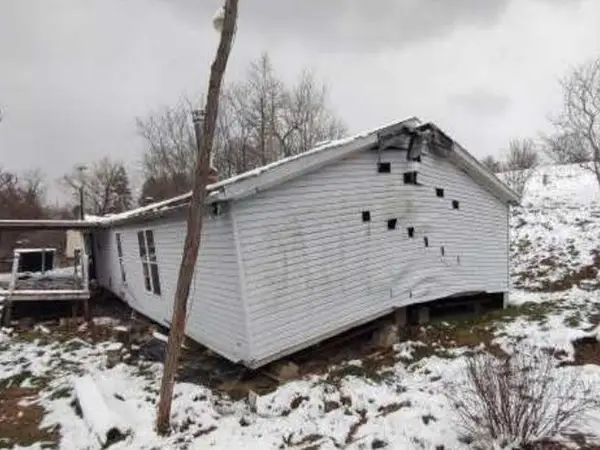 732 7th St, Marianna, PA 15345