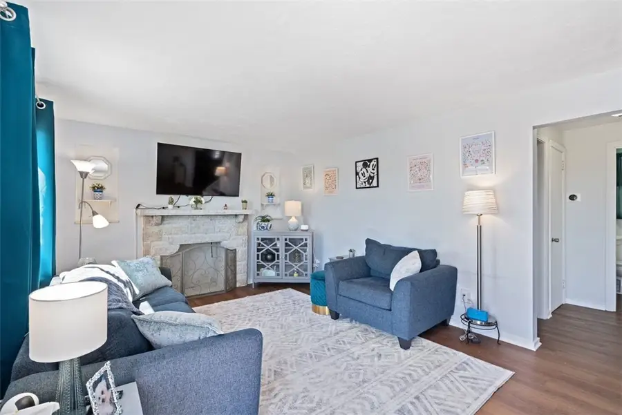 460 Jenne Drive, Pittsburgh, PA 15236 - #2