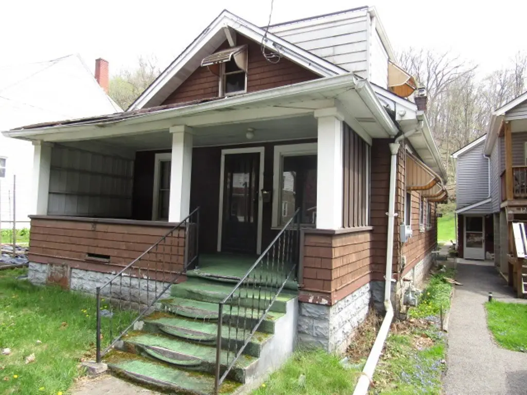 1241 Wall Ave, Pitcairn, PA 15140 - #1