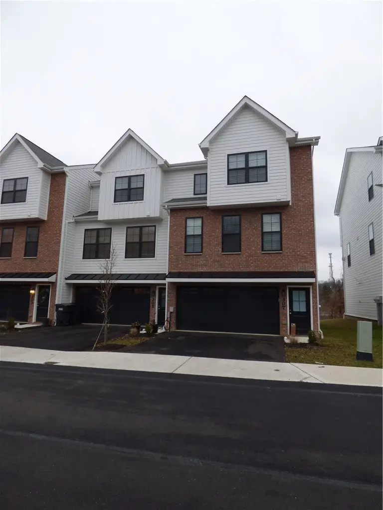 307 Thurgood, Warrendale, PA 15086 - #2