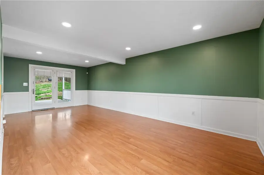 309 Moray Drive, Coraopolis, PA 15108 - #3