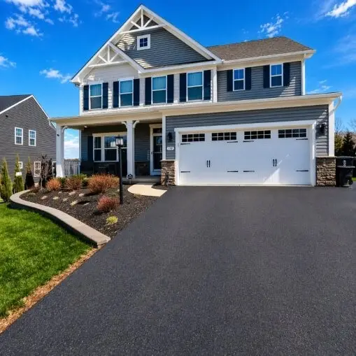 118 Red Pine Dr, Coraopolis, PA 15108