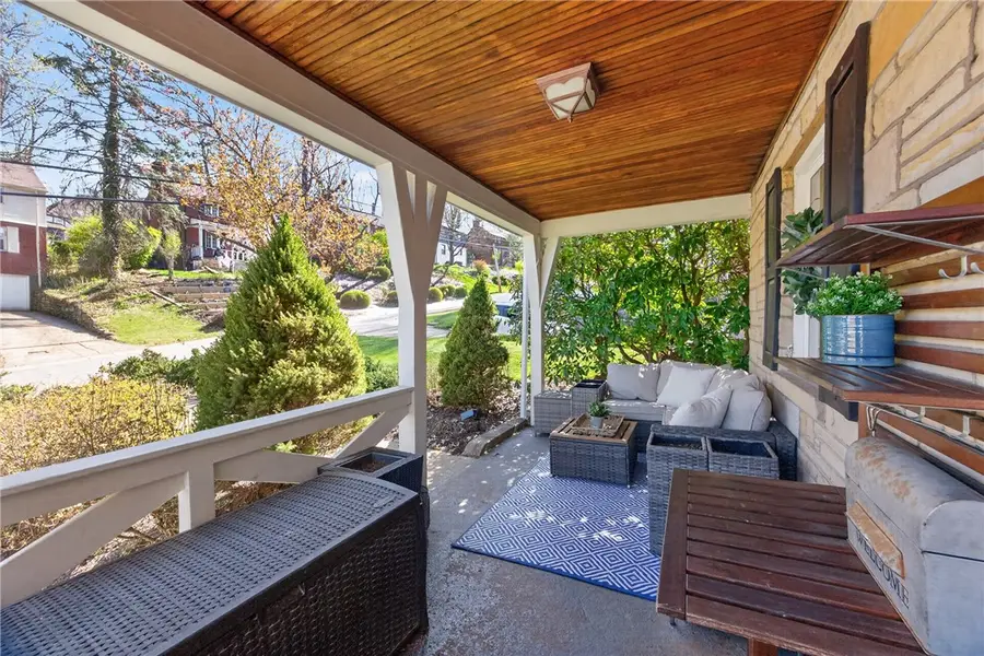 929 N Meadowcroft Ave, Pittsburgh, PA 15216 - #3