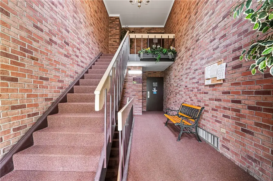 605 Calais Dr #101, Pittsburgh, PA 15237 - #3