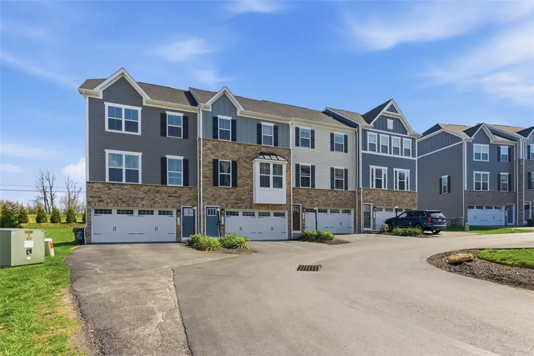 7402 Chestnut Way, Gibsonia, PA 15044 - #1