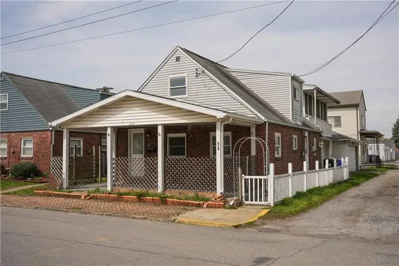 214 12th St, Monaca, PA 15061 - #1
