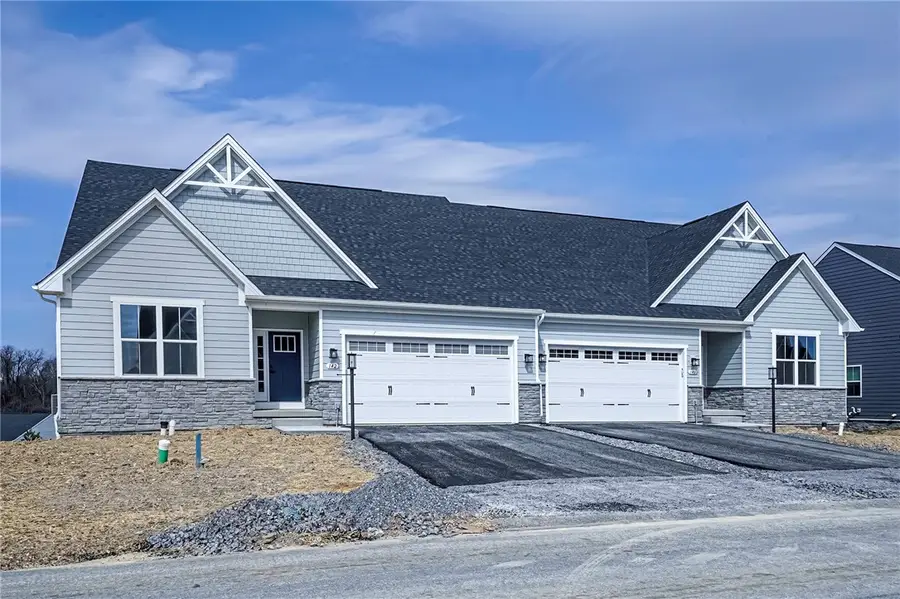 142 Olga Ave., Coraopolis, PA 15108 - #2