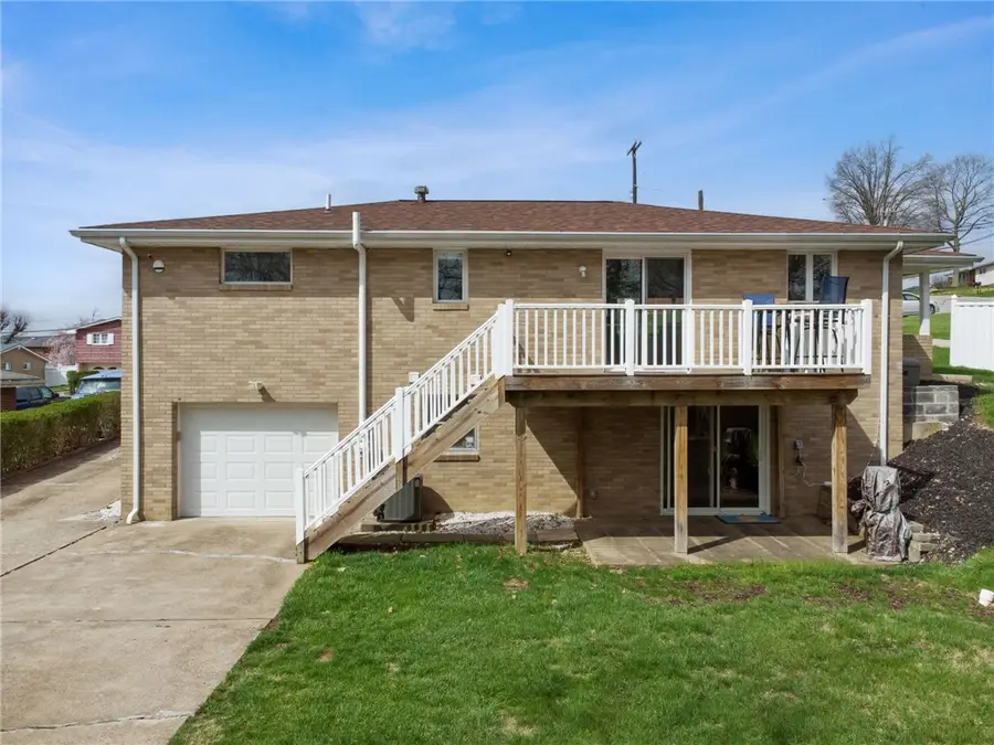 641 Longvue Dr, Houston, PA 15342 - #3