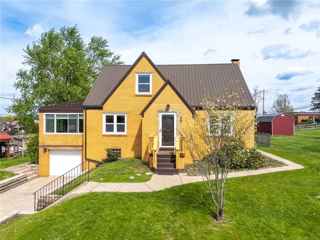 68 Herbst Rd, Coraopolis, PA 15108 - #1