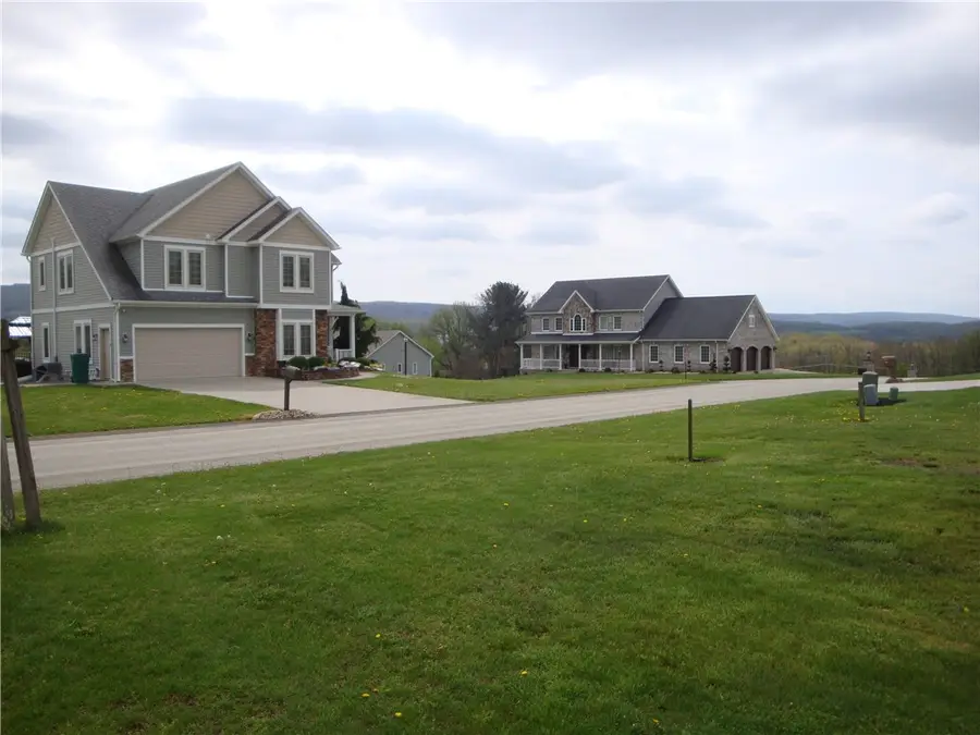 729 Victoria Way, Derry, PA 15627 - #2