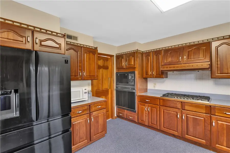 944 Lowber Rd, Irwin, PA 15642 - #3