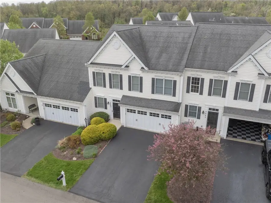 2043 Croghan Drive, Carnegie, PA 15106 - #2