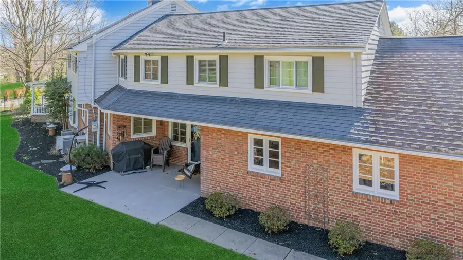 126 Windy Ghoul Dr, Beaver, PA 15009 - #2