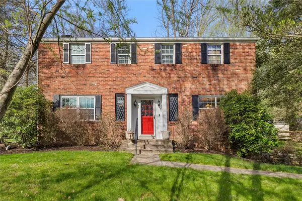 112 Eton Dr, Pittsburgh, PA 15215