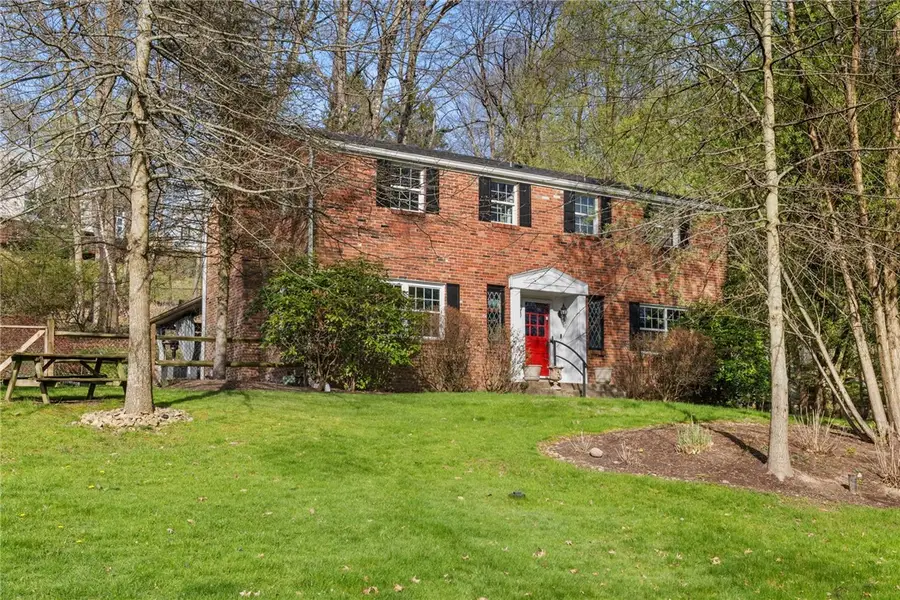 112 Eton Dr, Pittsburgh, PA 15215 - #2