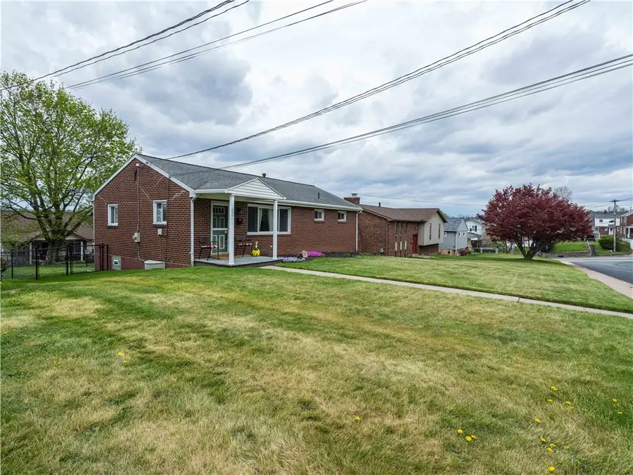 537 Greenridge Road, New Kensington, PA 15068 - #2