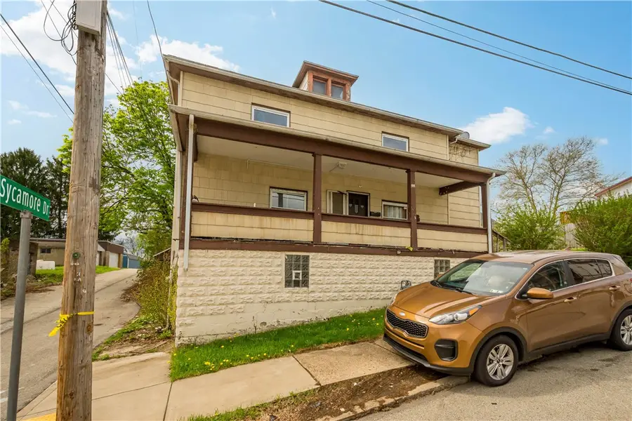 537 6th St, Donora, PA 15033 - #3