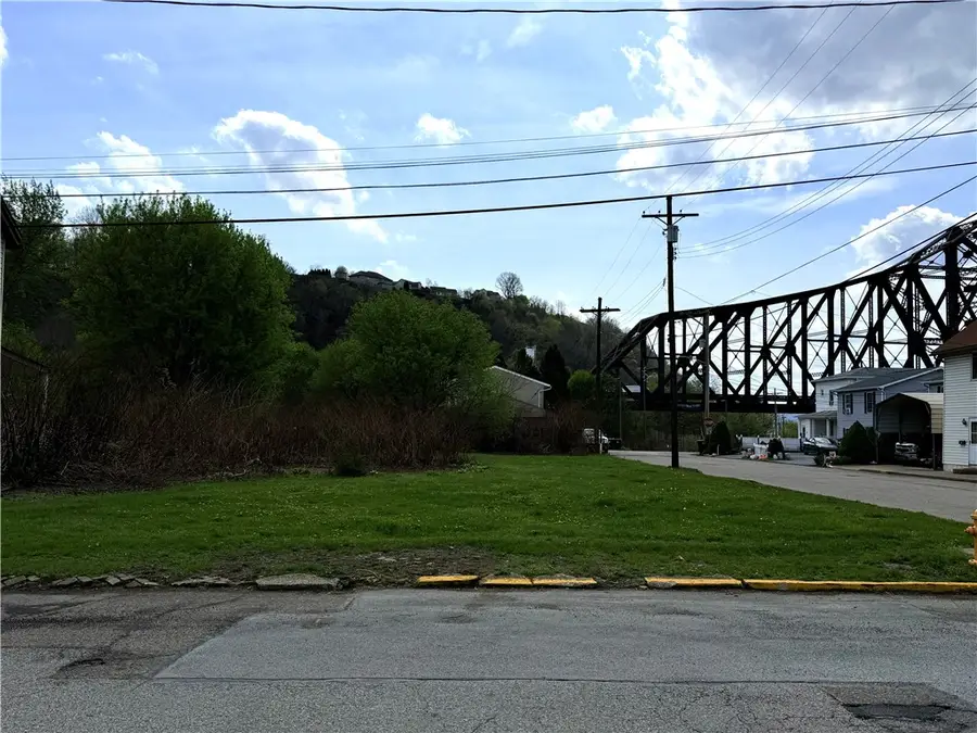 386 Atlantic Ave, Monaca, PA 15061 - #2