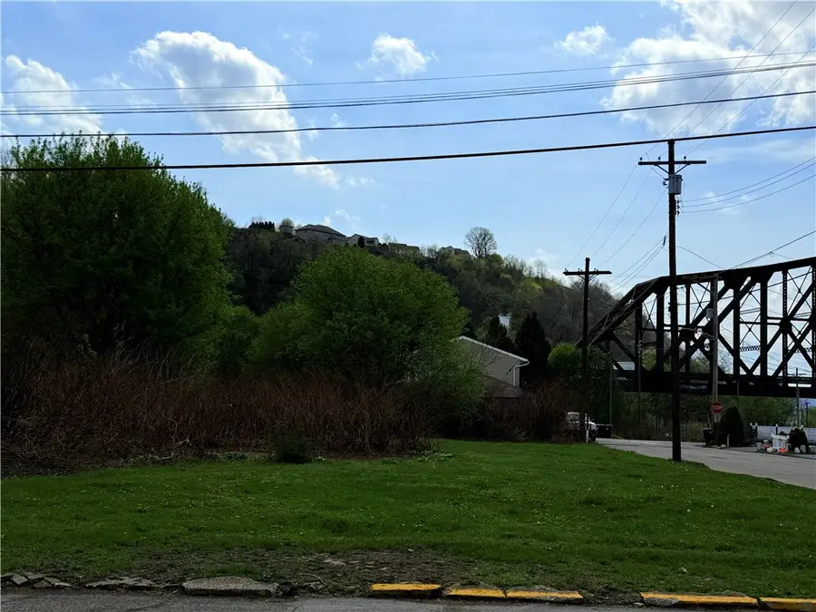 386 Atlantic Ave, Monaca, PA 15061 - #3