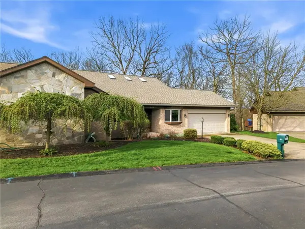 180 Oakview Dr, Hermitage, PA 16148