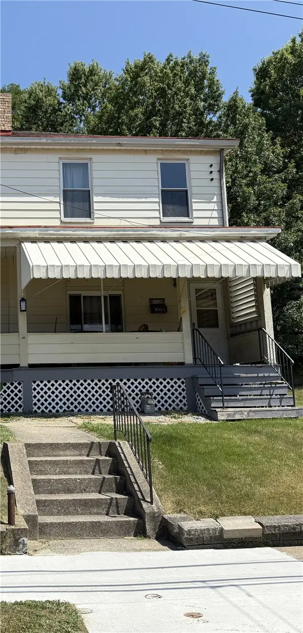 112 Greydon Ave, McKees Rocks, PA 15136 - #1