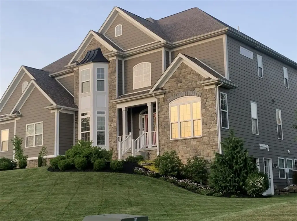 613 Raleigh Dr, Greensburg, PA 15601 - #1