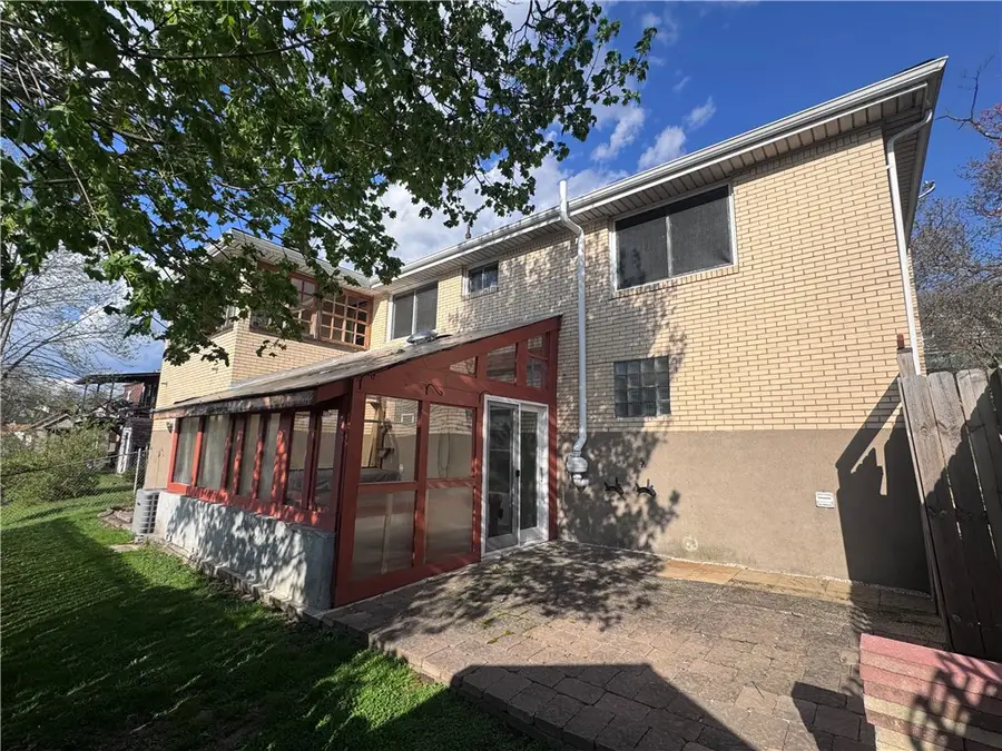 645 Mercer St, Turtle Creek, PA 15145 - #2
