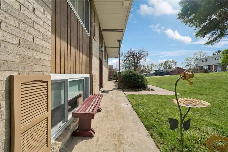 517 Pamela Dr, Harrison City, PA 15636 - #2