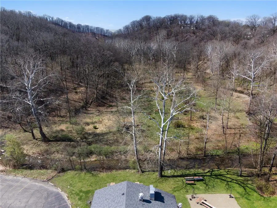 706 Craigdell Rd, New Kensington, PA 15068 - #2