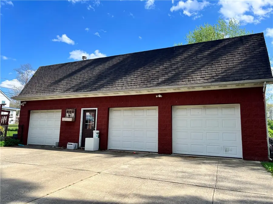 78 Walnut St, Black Lick, PA 15716 - #2