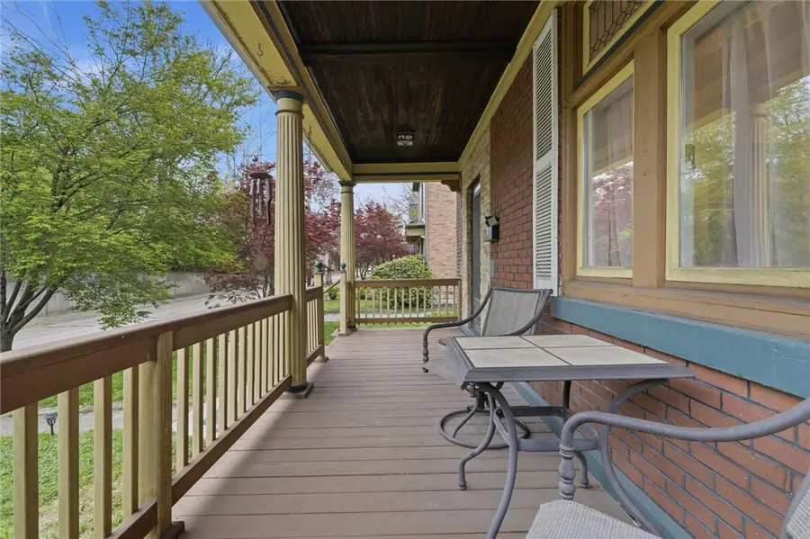 611 Greendale Ave, Pittsburgh, PA 15218 - #3