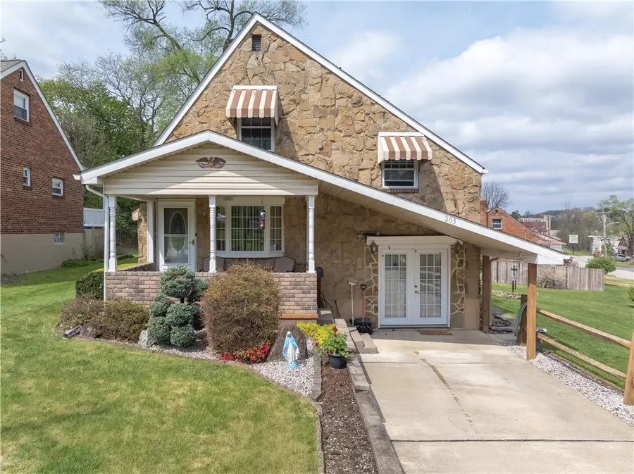 203 George St, Jeannette, PA 15644 - #3