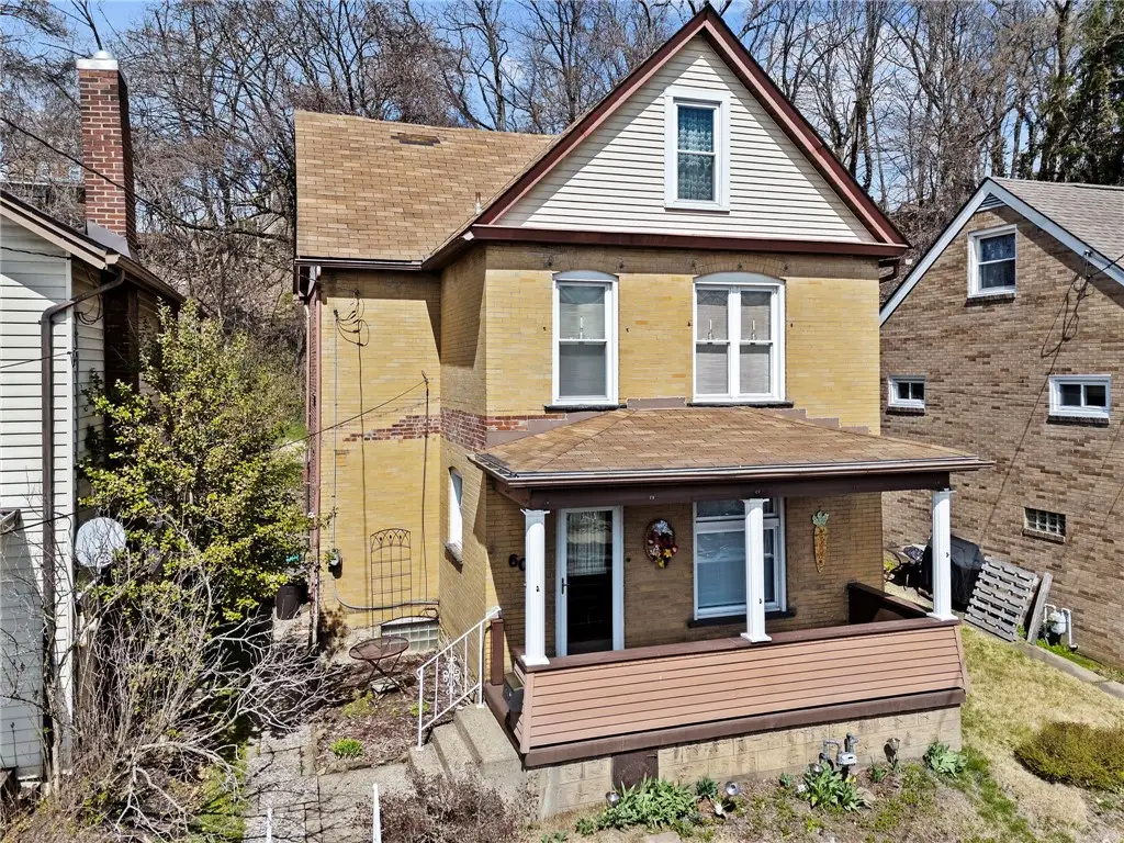601 E 7th Ave, Tarentum, PA 15084 - #1