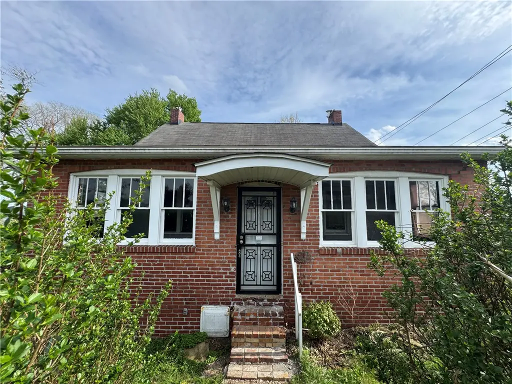 804 Eastman St, West Mifflin, PA 15122 - #1