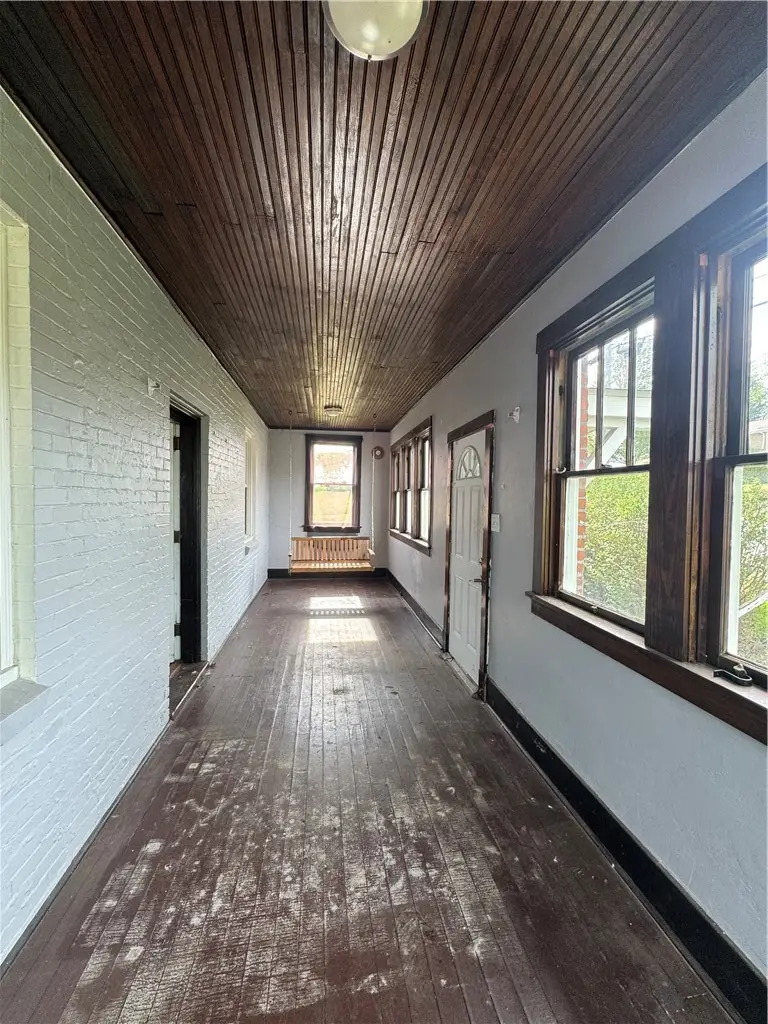 804 Eastman St, West Mifflin, PA 15122 - #2