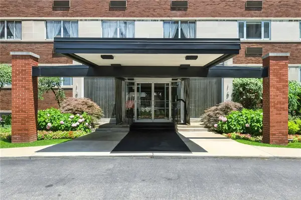 128 N Craig St #806, Pittsburgh, PA 15213