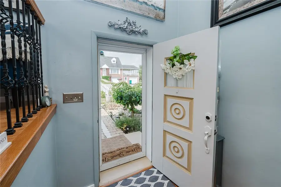 110 Greendale Ave, Indiana, PA 15701 - #3