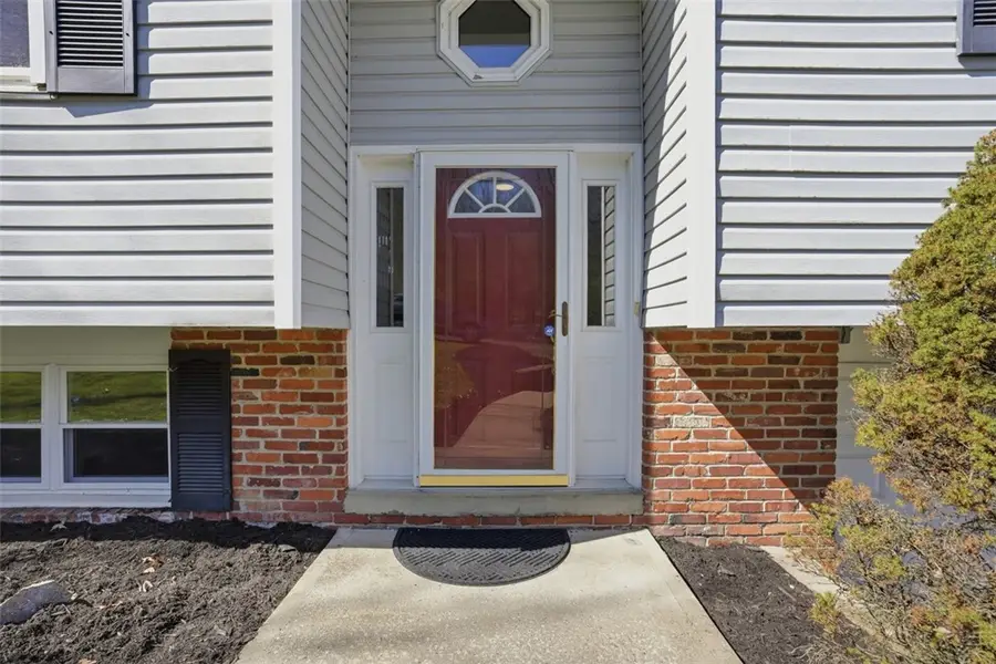 120 Bassie Dr, Zelienople, PA 16063 - #2